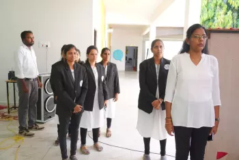 kg-graduation-16 kg-graduation-16