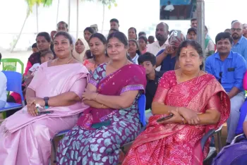 kg-graduation-24 kg-graduation-24