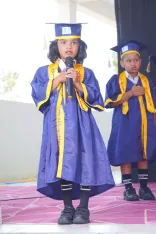 kg-graduation-32 kg-graduation-32