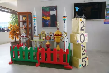 kg-graduation-6 kg-graduation-6